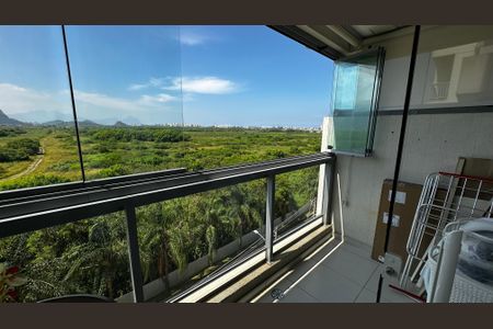 Apartamento à venda com 82m², 2 quartos e 1 vaga Apartamento à venda com 82m², 2 quartos e 1 vagaVaranda