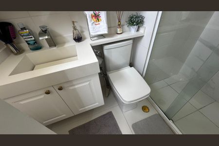Apartamento à venda com 82m², 2 quartos e 1 vaga Apartamento à venda com 82m², 2 quartos e 1 vagaBanheiro quarto 1