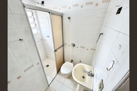 Casa à venda com 130m², 2 quartos e 1 vagaBanheiro