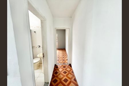 Casa à venda com 130m², 2 quartos e 1 vagaCorredor