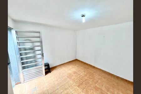 Casa à venda com 130m², 2 quartos e 1 vagaQuarto de Serviço