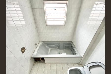 Casa à venda com 130m², 2 quartos e 1 vagaBanheiro da Suíte