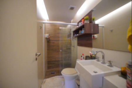 Apartamento para alugar com 67m², 2 quartos e 2 vagasBanheiro da Suíte