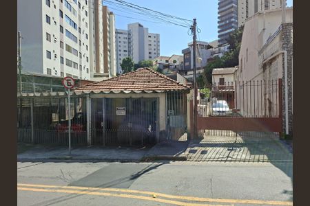 Casa para alugar com 85m², 2 quartos e 1 vagaFachada