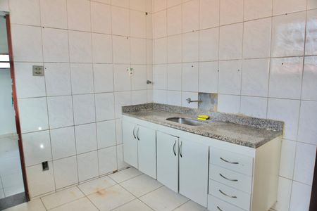 Casa à venda com 300m², 7 quartos e 3 vagas Casa à venda com 300m², 7 quartos e 3 vagasCozinha