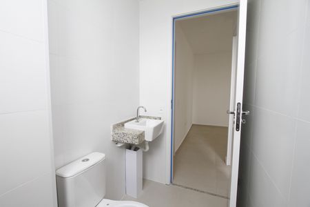 Apartamento à venda com 65m², 2 quartos e 2 vagasBanheiro Social