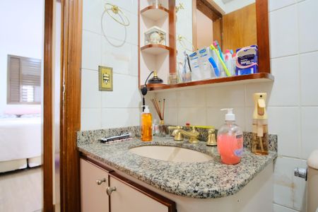 Apartamento à venda com 89m², 3 quartos e 2 vagasBanheiro Social