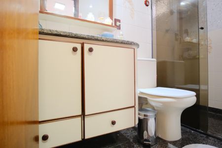 Apartamento à venda com 89m², 3 quartos e 2 vagasBanheiro da Suíte 1