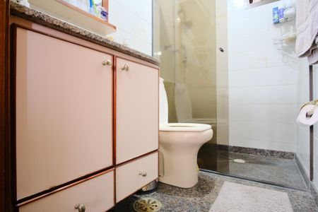 Apartamento à venda com 89m², 3 quartos e 2 vagasBanheiro Social