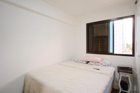Apartamento à venda com 89m², 3 quartos e 2 vagasQuarto 2