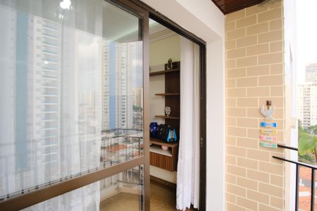 Varanda de apartamento à venda com 3 quartos, 89m² em Vila Azevedo, São Paulo