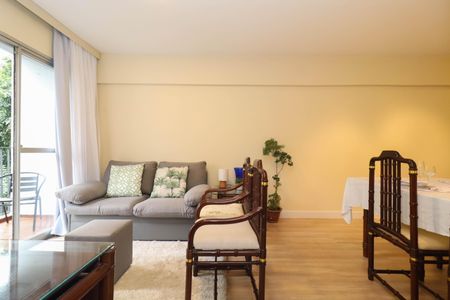 Sala de apartamento para alugar com 2 quartos, 74m² em Pinheiros, São Paulo
