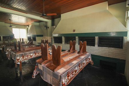 Apartamento à venda com 72m², 2 quartos e sem vagaÁrea comum - Churrasqueira