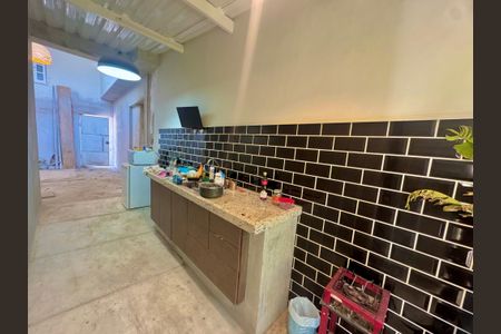 Casa à venda com 288m², 2 quartos e 1 vagaCozinha