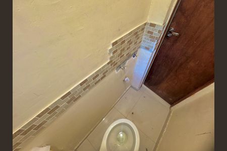 Casa à venda com 288m², 2 quartos e 1 vagaBanheiro 2