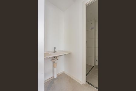 Apartamento à venda com 37m², 2 quartos e sem vaga Apartamento à venda com 37m², 2 quartos e sem vagaBanheiro social