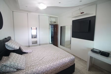 Casa à venda com 706m², 4 quartos e 4 vagasQuarto 1