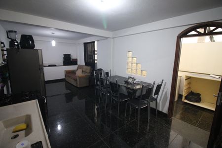 Casa à venda com 706m², 4 quartos e 4 vagasSala 2
