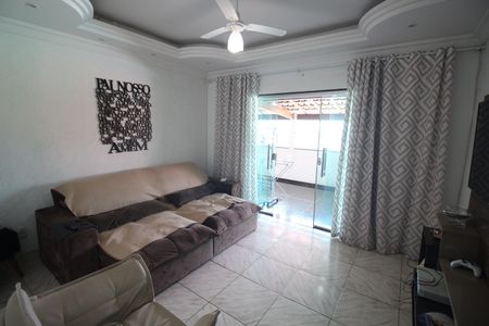 Casa à venda com 706m², 4 quartos e 4 vagasSala