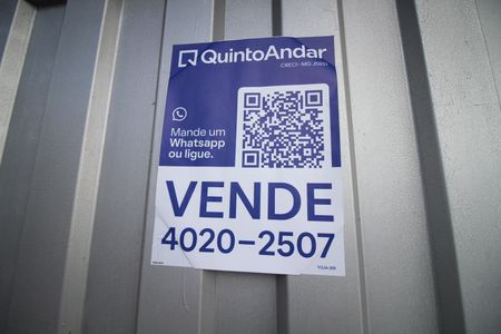 Casa à venda com 706m², 4 quartos e 4 vagasPlaquinha Instalada 04/04/2026 YOJA-309