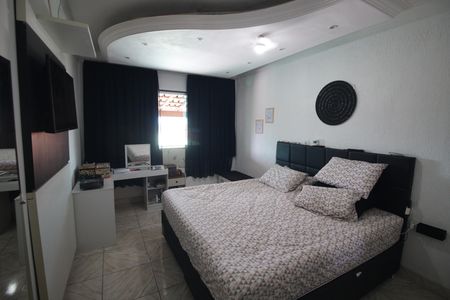 Casa à venda com 706m², 4 quartos e 4 vagasQuarto 1