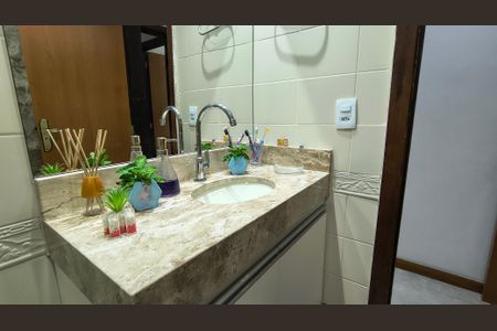 Apartamento para alugar com 400m², 4 quartos e 4 vagas Apartamento para alugar com 400m², 4 quartos e 4 vagasBanheiro da Suíte 1