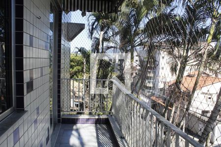Apartamento à venda com 100m², 2 quartos e 1 vaga