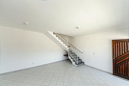 Casa à venda com 3 quartos, 104m² em Vila Lucia, São Paulo