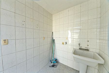 Casa à venda com 3 quartos, 104m² em Vila Lucia, São Paulo
