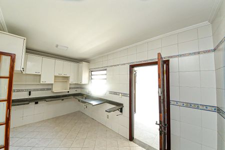 Casa à venda com 3 quartos, 104m² em Vila Lucia, São Paulo