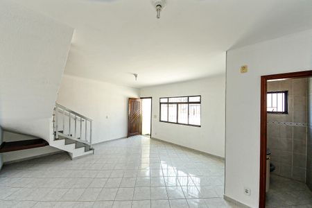 Casa à venda com 3 quartos, 104m² em Vila Lucia, São Paulo