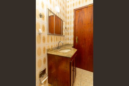 Casa para alugar com 160m², 4 quartos e 2 vagasBanheiro Social