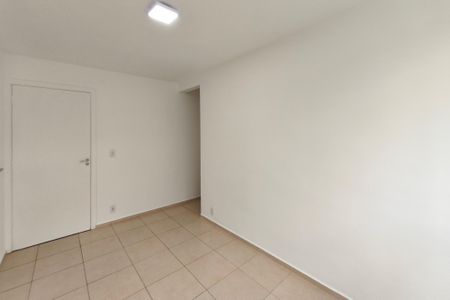 Sala de apartamento para alugar com 2 quartos, 45m² em Jardim Nova Europa, Campinas