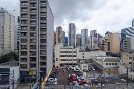 Vista da Sala de apartamento para alugar com 1 quarto, 39m² em Centro, Curitiba