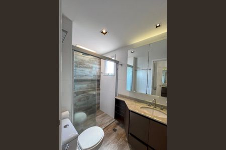Apartamento à venda com 96m², 2 quartos e 2 vagasBanheiro da Suíte