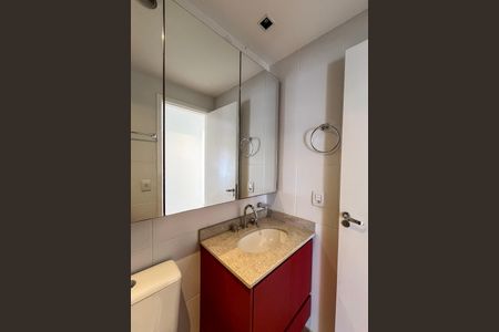 Apartamento à venda com 96m², 2 quartos e 2 vagasBanheiro