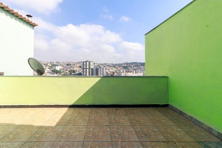 Casa para alugar com 100m², 2 quartos e 2 vagas Casa para alugar com 100m², 2 quartos e 2 vagasQuarto 2 - Terraço
