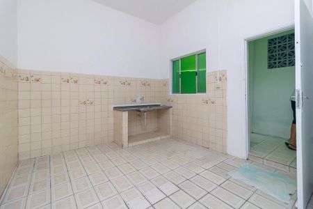 Sala - Cozinha de casa para alugar com 2 quartos, 50m² em Jardim das Flores, São Paulo