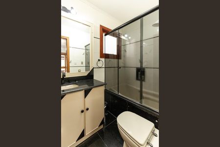 Casa para alugar com 311m², 4 quartos e 4 vagasBanheiro 1