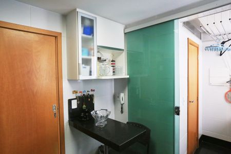 Apartamento para alugar com 84m², 3 quartos e 2 vagasCozinha e Área de Serviço