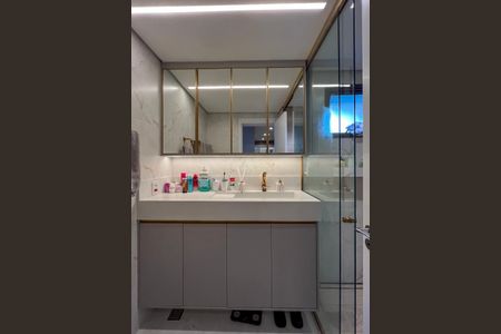 Apartamento à venda com 119m², 3 quartos e 2 vagasBanheiro da Suíte 1