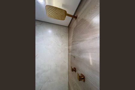 Apartamento à venda com 119m², 3 quartos e 2 vagasDetalhe do Banheiro da Suite 1