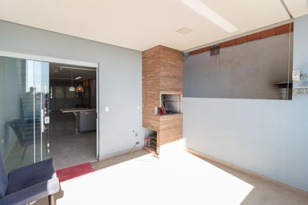 Casa para alugar com 190m², 3 quartos e 1 vaga Casa para alugar com 190m², 3 quartos e 1 vagaÁrea de serviço