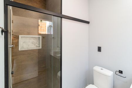 Casa para alugar com 190m², 3 quartos e 1 vaga Casa para alugar com 190m², 3 quartos e 1 vagaBanheiro da suíte 3