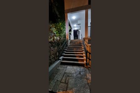 Apartamento para alugar com 120m², 2 quartos e 1 vagaFachada