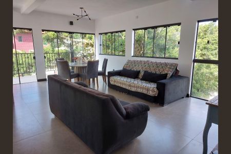 Sala/cozinha de apartamento para alugar com 2 quartos, 120m² em Canasvieiras, Florianópolis