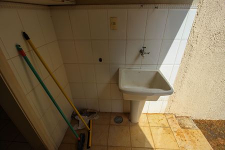 Casa de condomínio para alugar com 86m², 2 quartos e 1 vaga