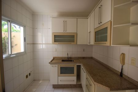 Casa de condomínio para alugar com 86m², 2 quartos e 1 vaga