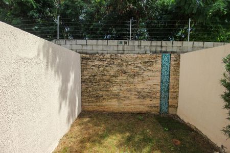 Casa de condomínio para alugar com 86m², 2 quartos e 1 vaga