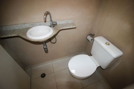 Casa de condomínio para alugar com 86m², 2 quartos e 1 vaga